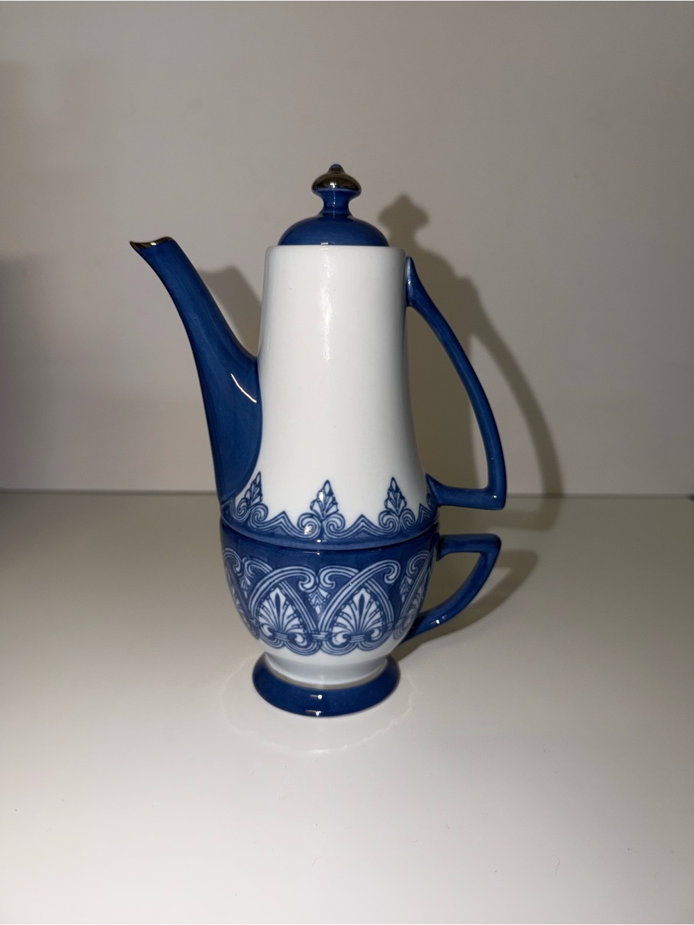 Blue and White Decorative Ceramic Tea For One Pot and Cup Tile Pattern Bombay